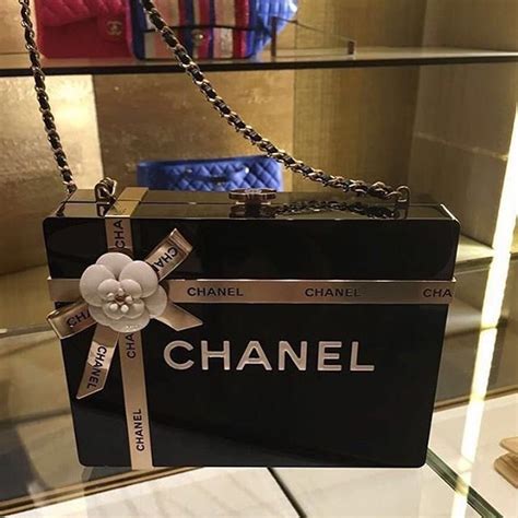 Chanel gift with purchase offers